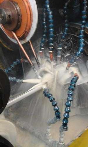 Óleo solúvel leitoso Óleo solúvel leitoso